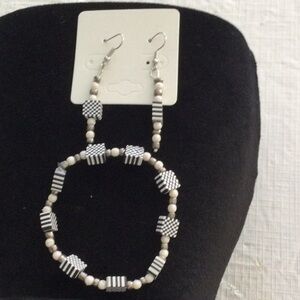 Chic Black and White Striped Earrings and Bracelet NWOT